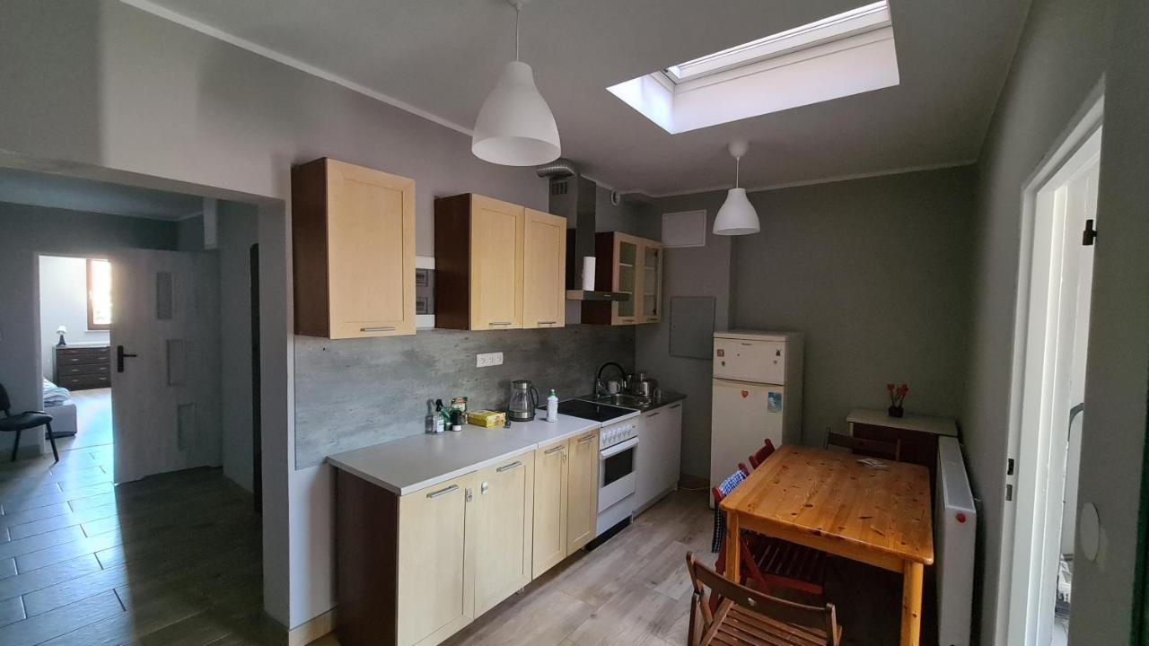 Urocze Apartamenty Na Wsi Goledzinow Buitenkant foto