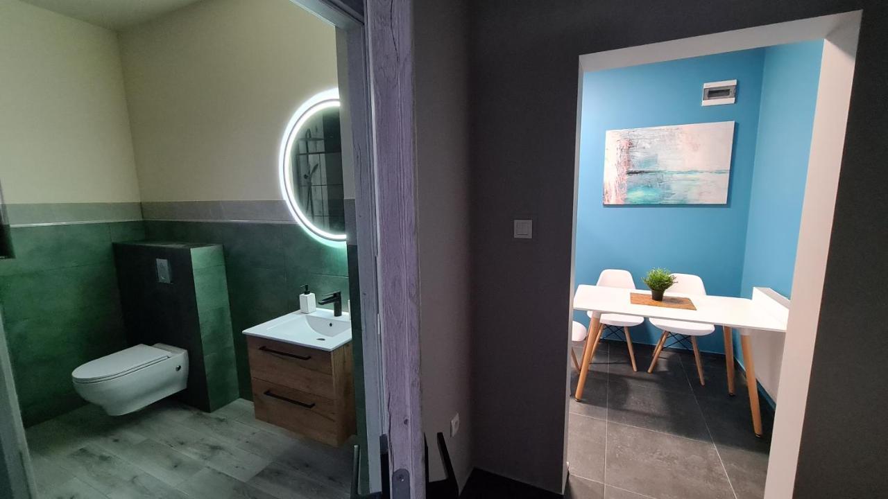 Urocze Apartamenty Na Wsi Goledzinow Buitenkant foto