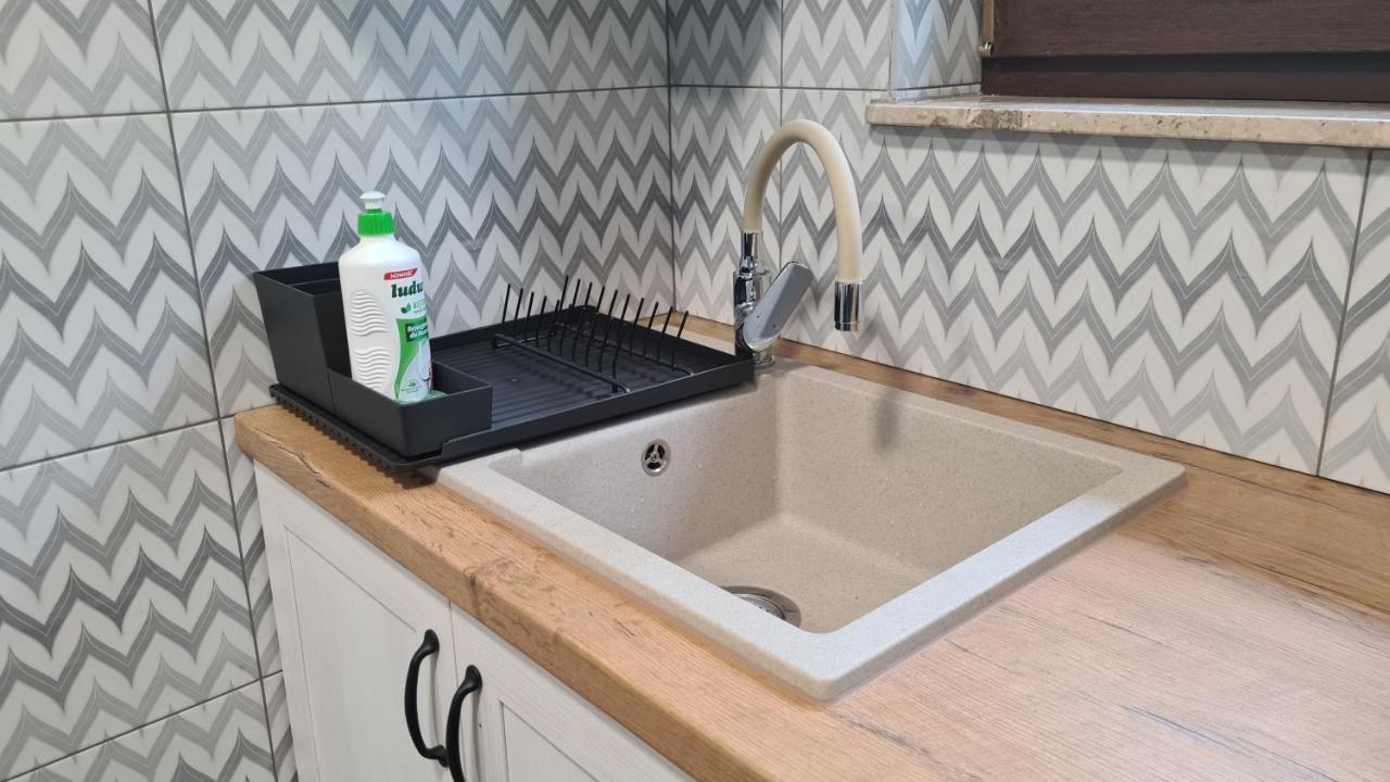 Urocze Apartamenty Na Wsi Goledzinow Buitenkant foto
